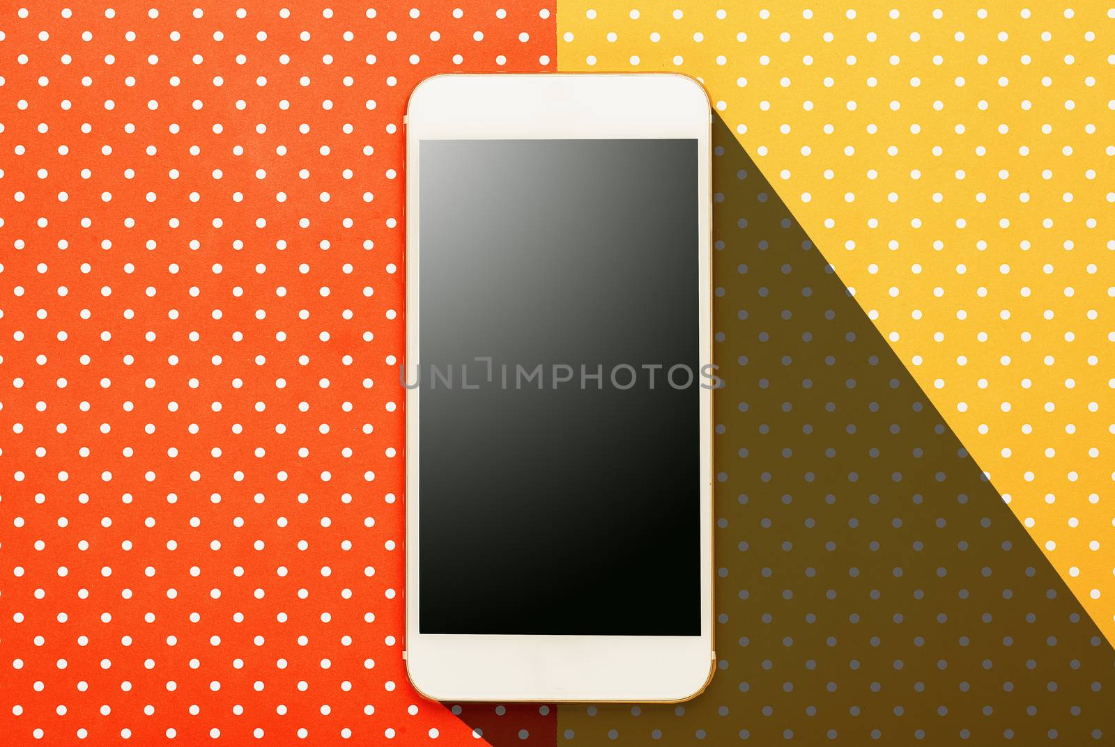 Smart phone photography with  colored background