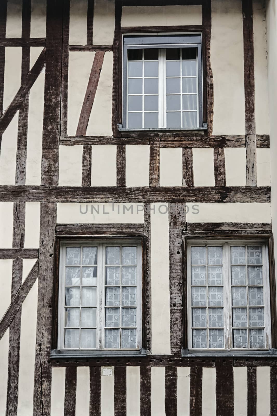 timber-framed building windows in Troyes, France