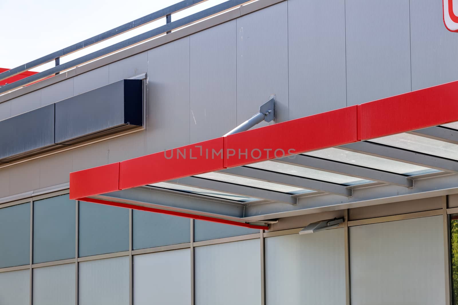 details of aluminum facade and aluminum panels