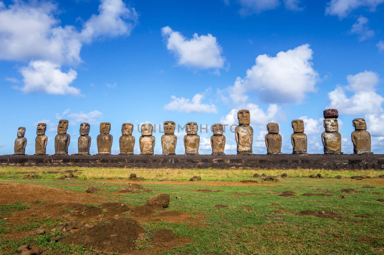 Moais statues, ahu Tongariki, easter island, Chile