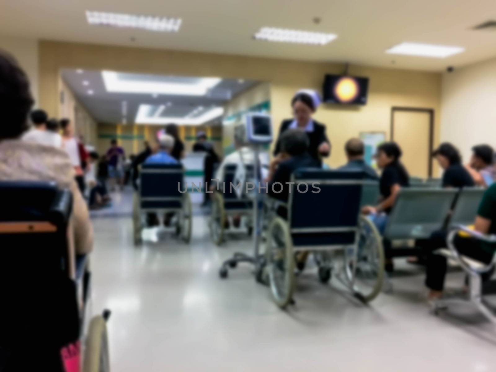 Blurry people in the hospital