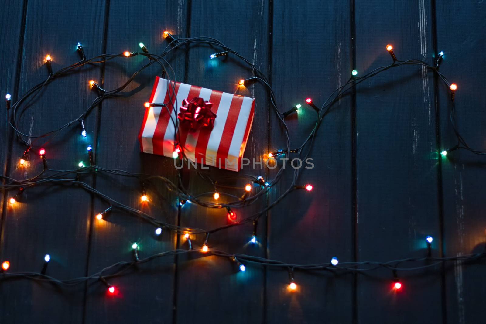 Gift box and garland lights by victosha