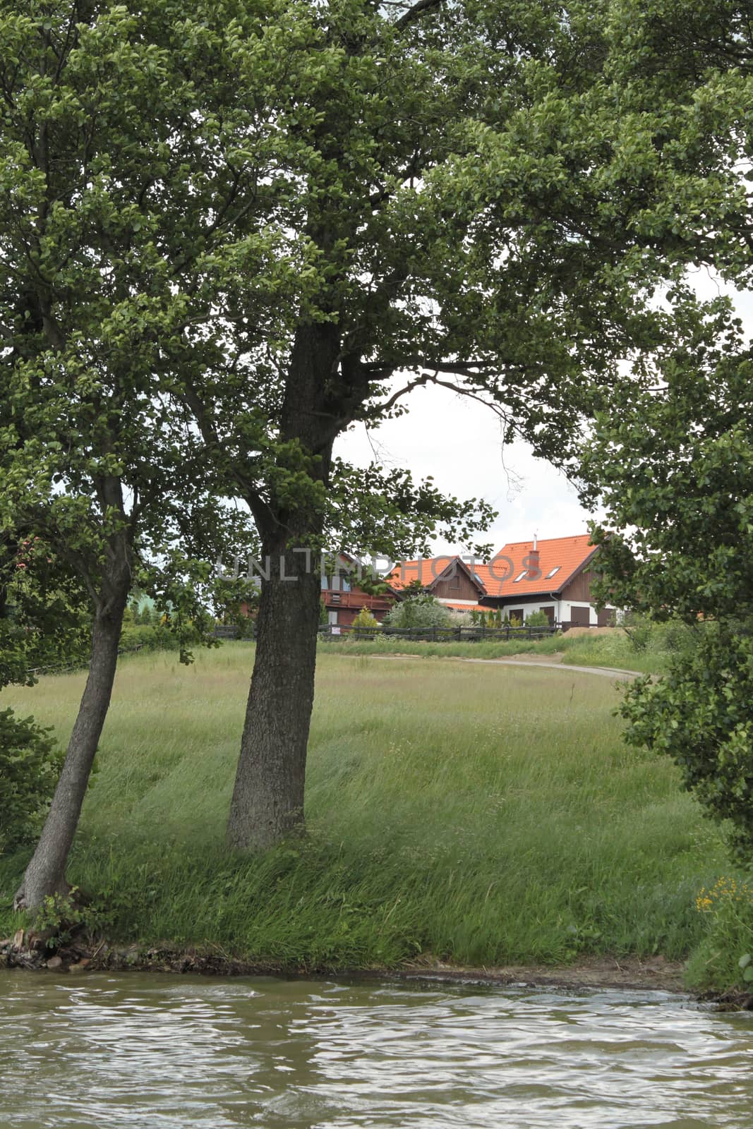 House on the river. by Kasia_Lawrynowicz