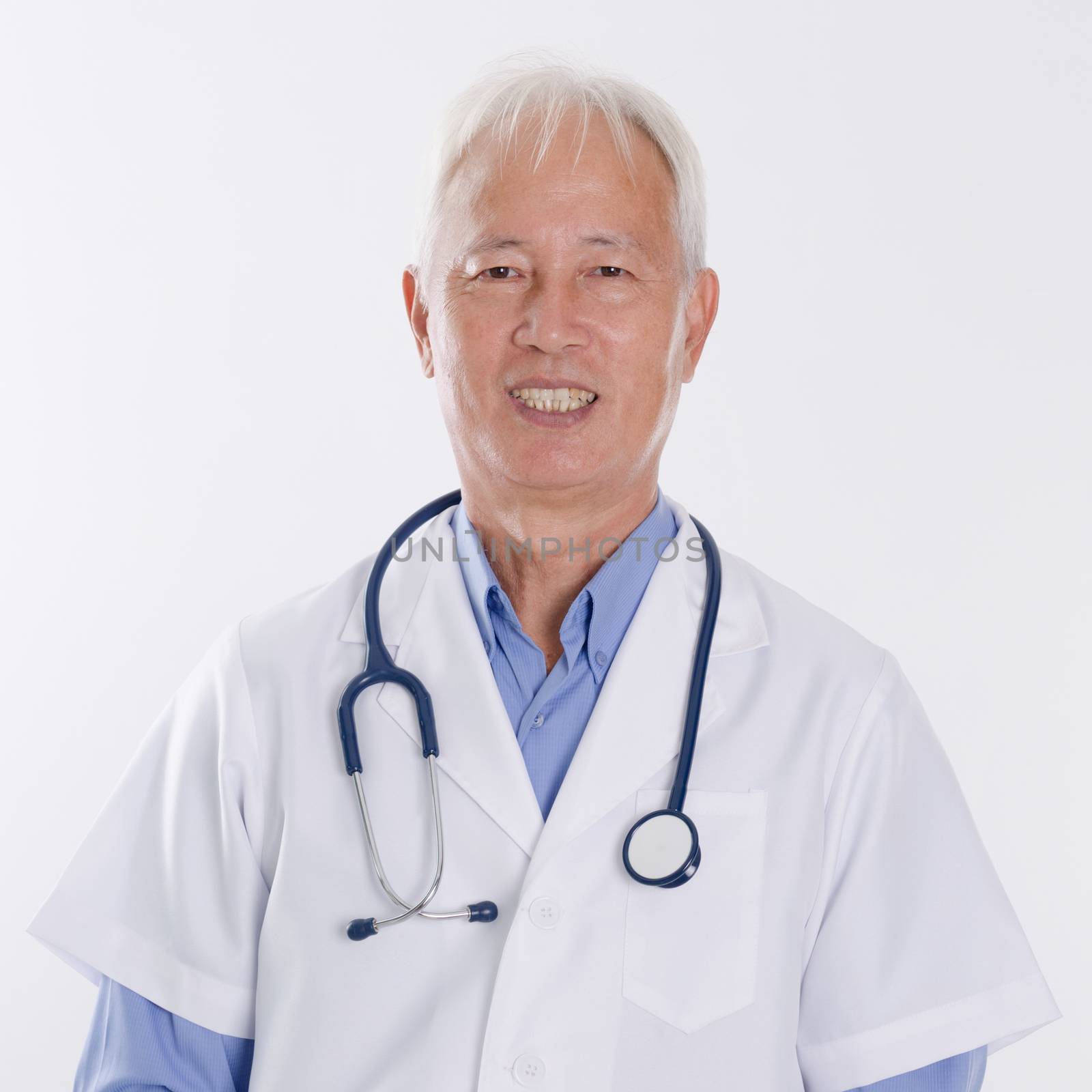 Old Asian doctor by szefei