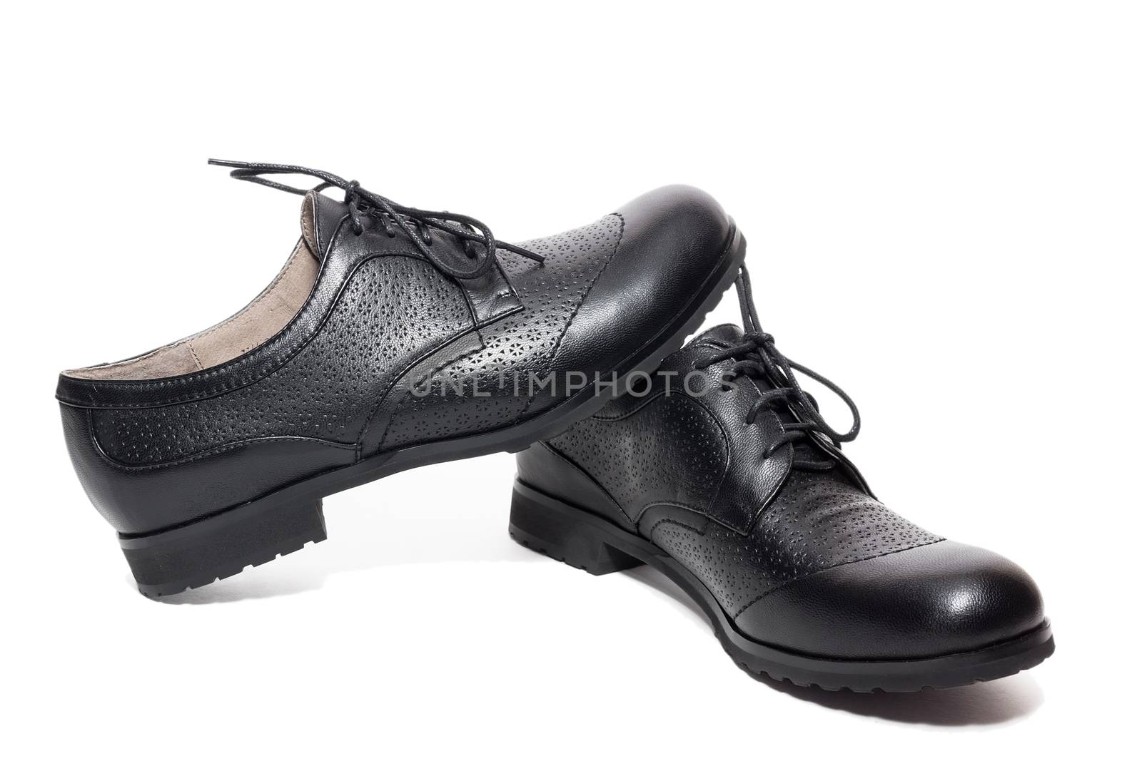 Female winter leather shoes by AlexBush