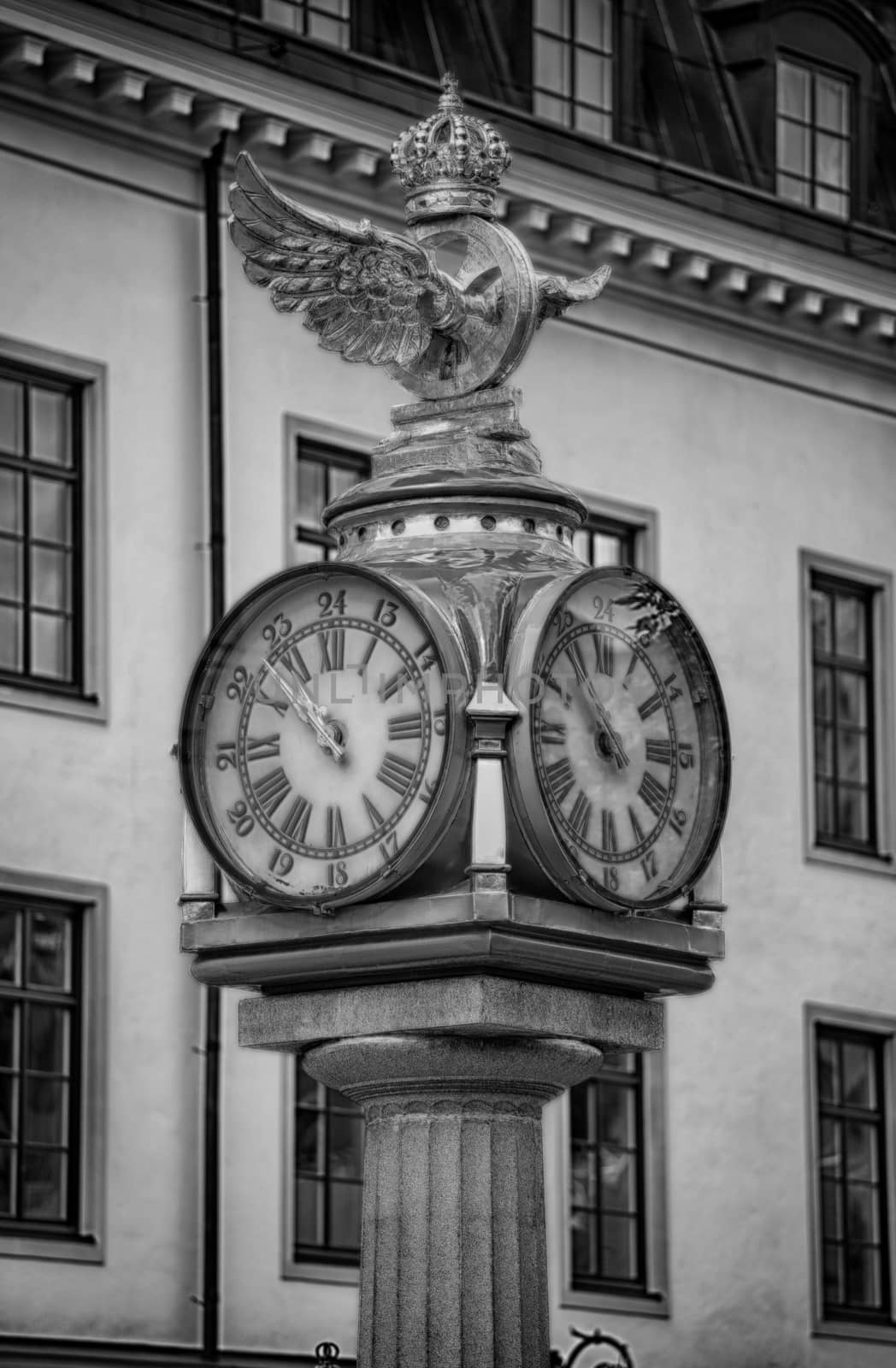 Klocka Central Plan, Clock with Crown next to the central train station in Stockholm, Sweden

