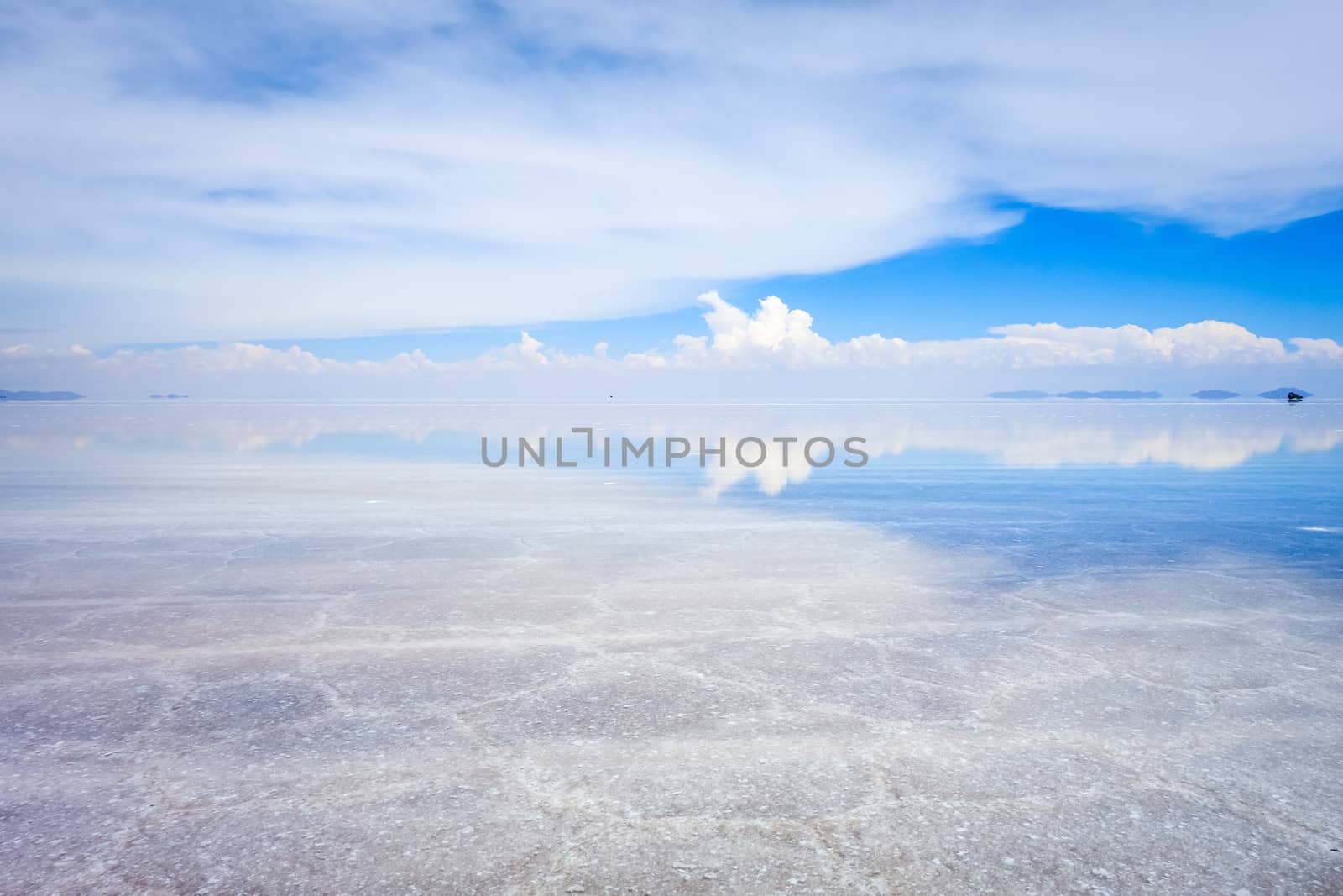 Salar de Uyuni salt white flats desert, Andes Altiplano, Bolivia