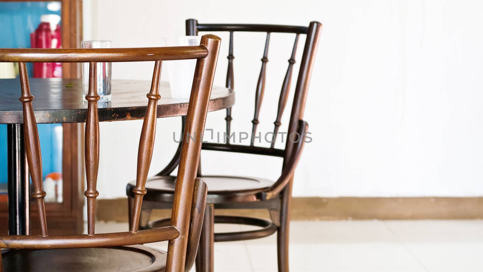 vintage chair and table, dining room, home interior decorate