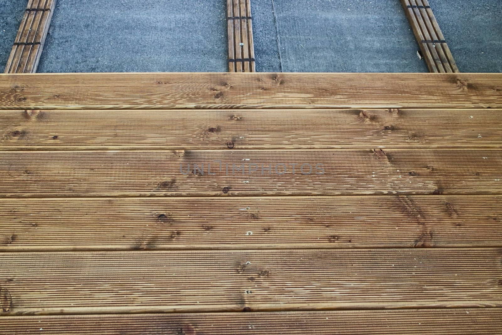 laying of a terrace board, larch for outdoor living area