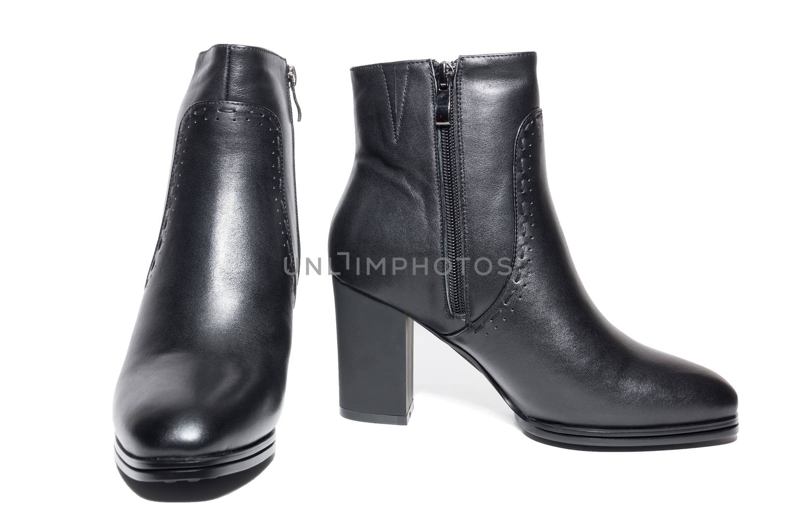 Female winter leather shoes by AlexBush