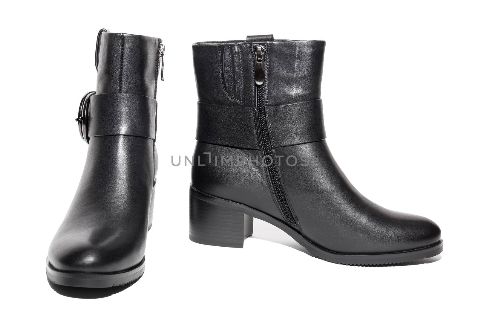 Female winter leather shoes by AlexBush