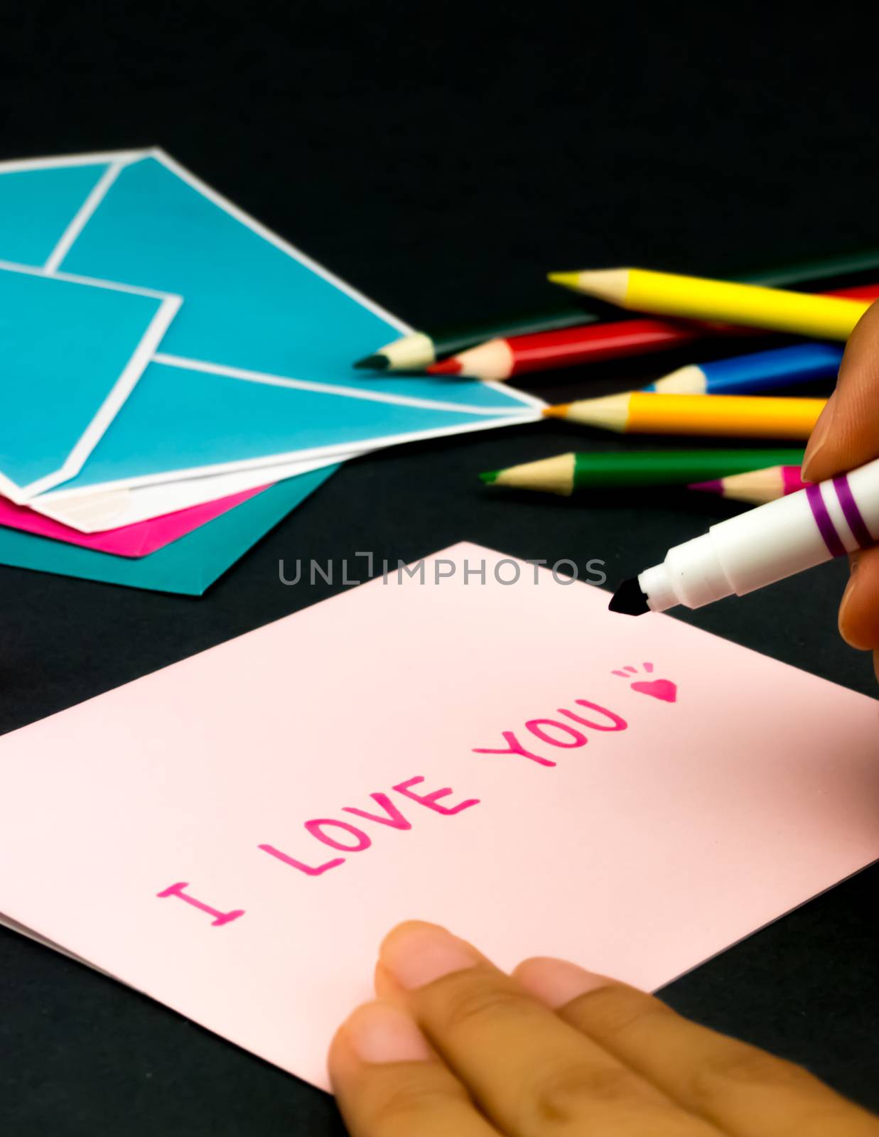 Message Card for Your Family and Friends; I Love You by EikoTsuttiy