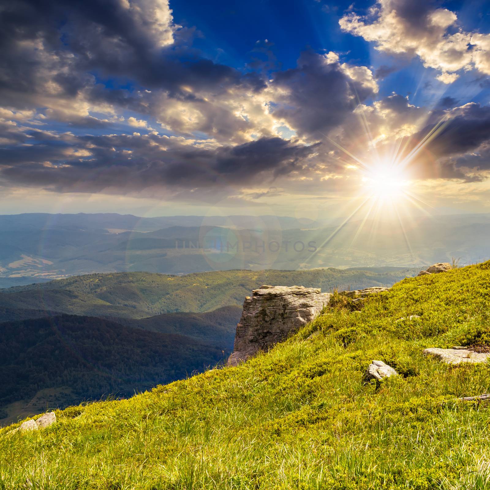 boulders on the endge of mountain at sunset by Pellinni