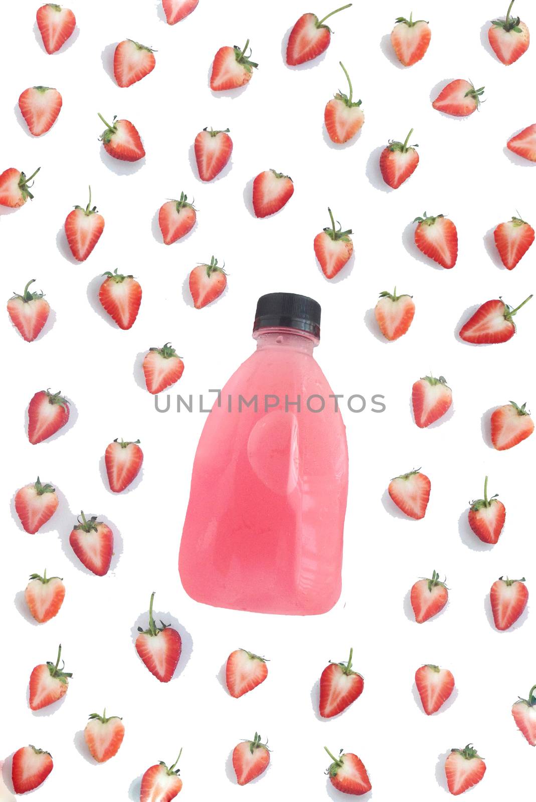 fresh strawberries drink by Bowonpat
