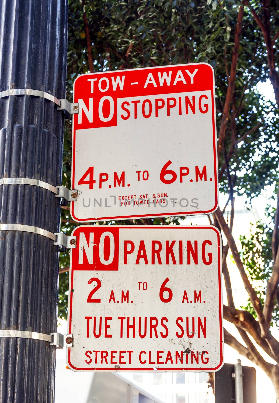 A parking sign in San Francisco