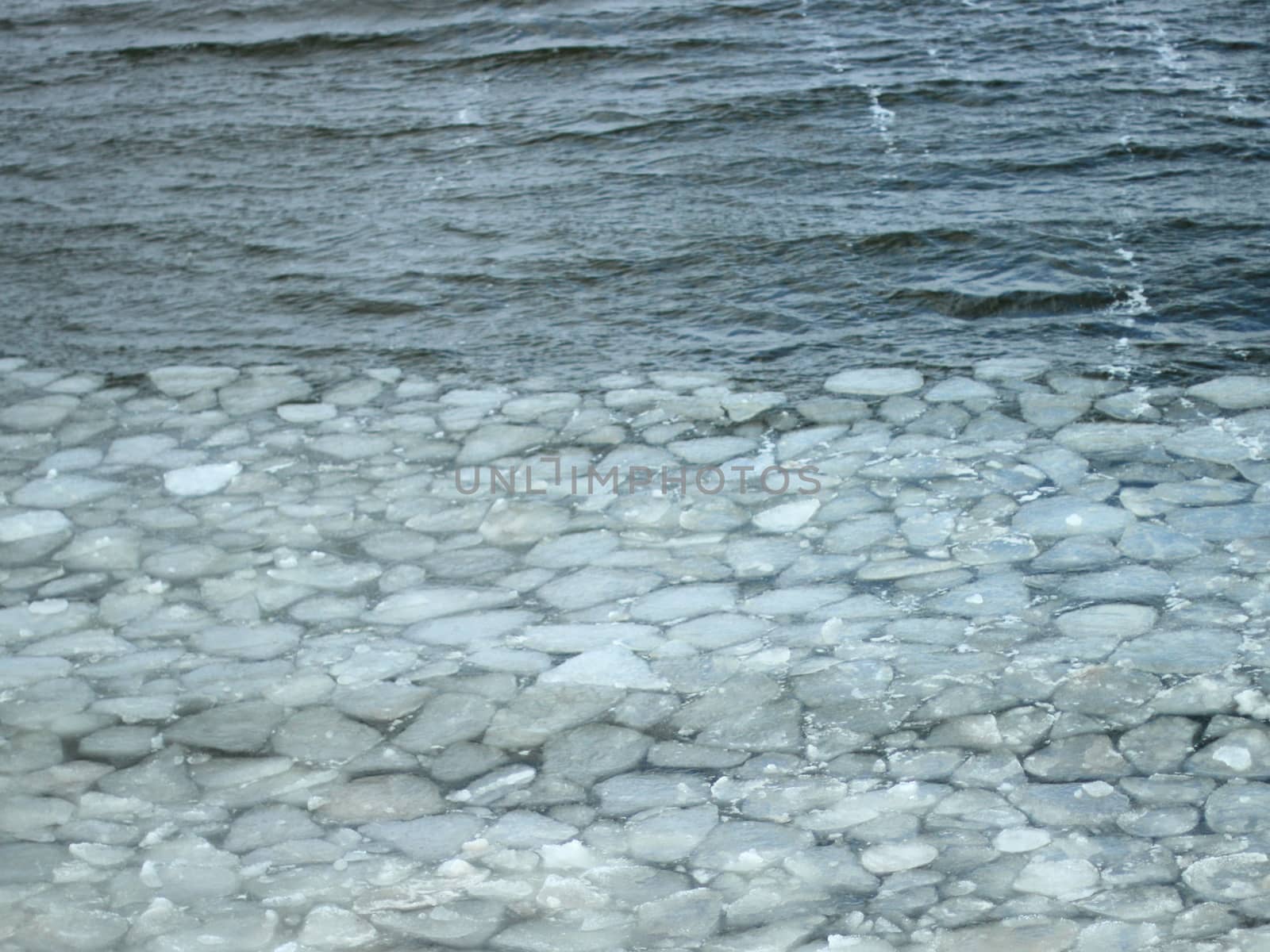 Cold Fringde with Large Massive Ice Floes in Water by HoleInTheBox