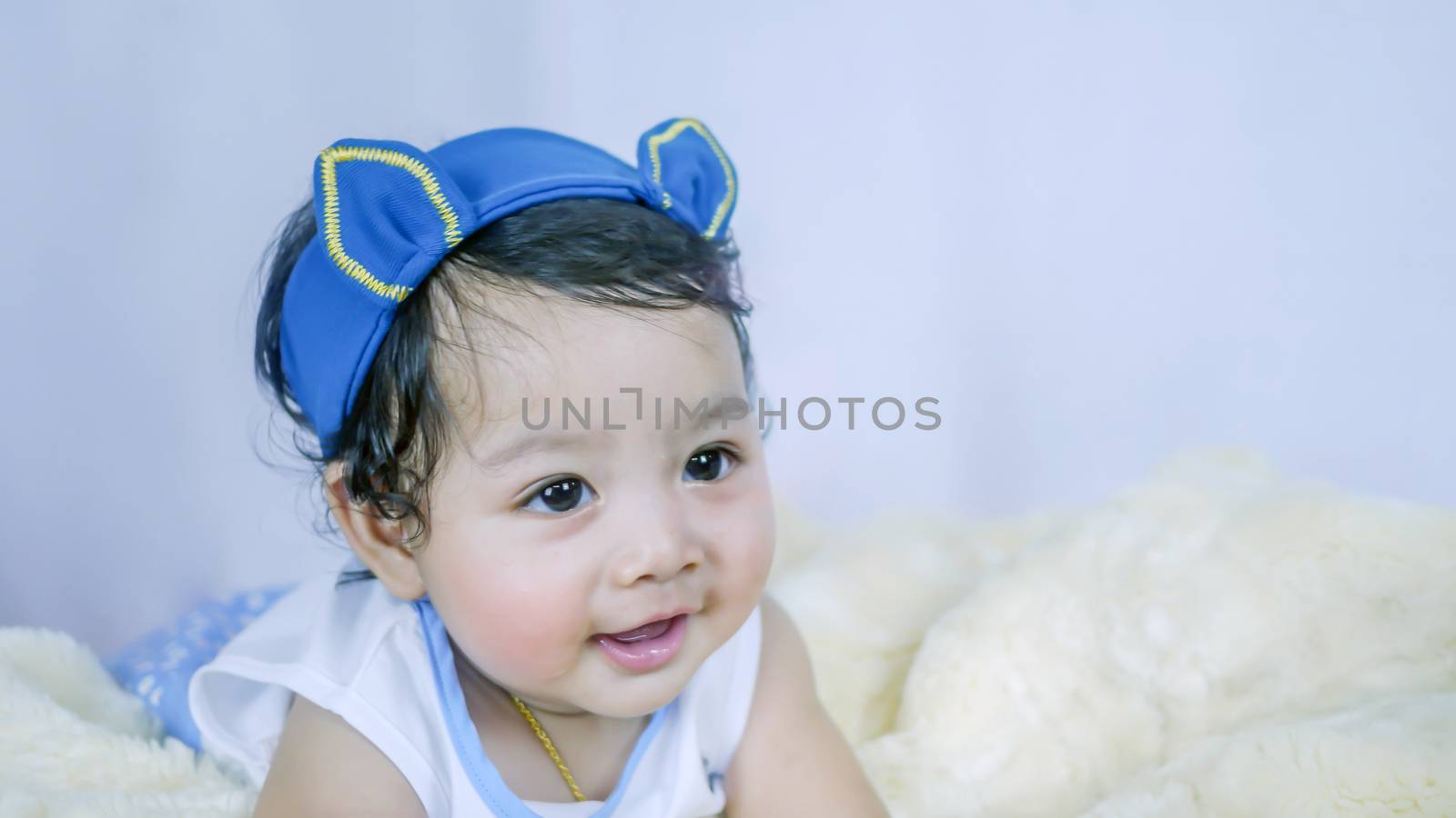 Asian Smiling baby girl  by rakratchada