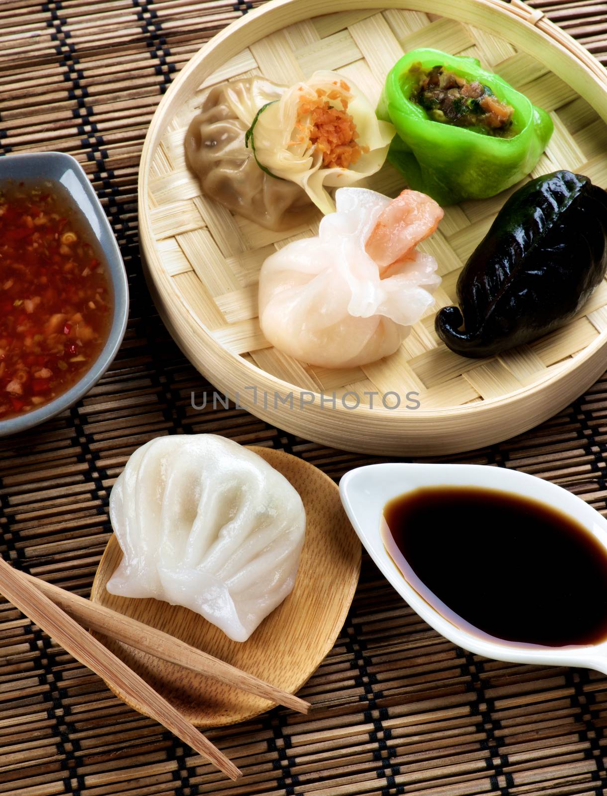 Assorted Dim Sum by zhekos