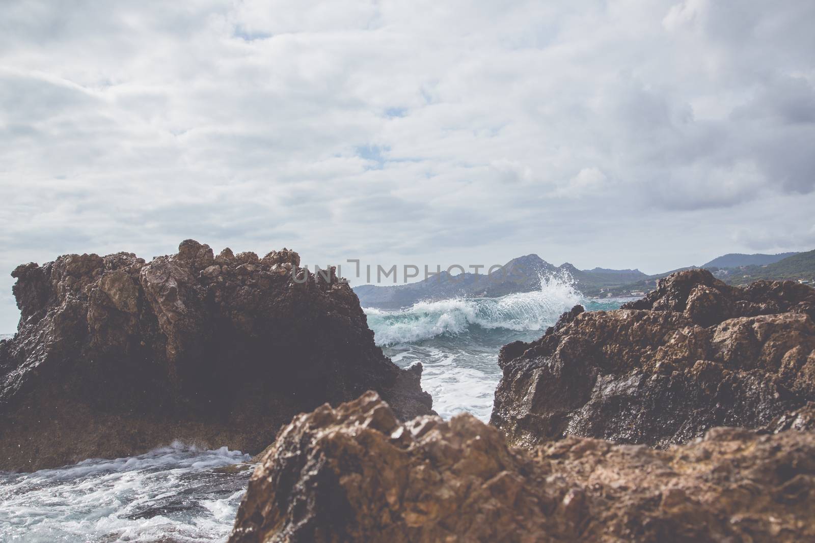 Wave on the coast of Mallorca
