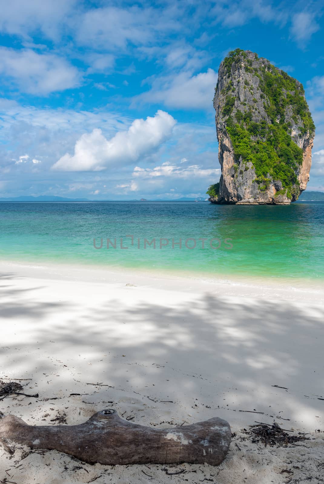 snow-white soft sand, turquoise sea and beautiful cliffs - parad by kosmsos111