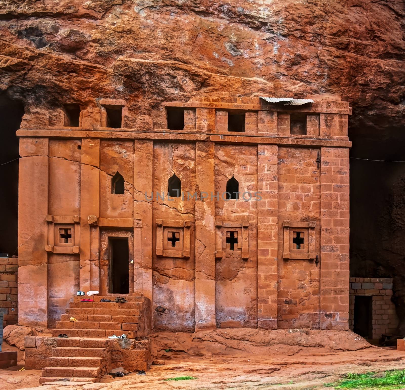 Bete Abba Libanos rock-hewn church, Lalibela Ethiopia by homocosmicos