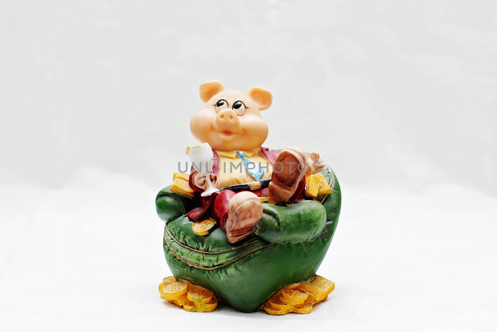 Souvenir piggy bank for coins in the form of a pig. by andsst