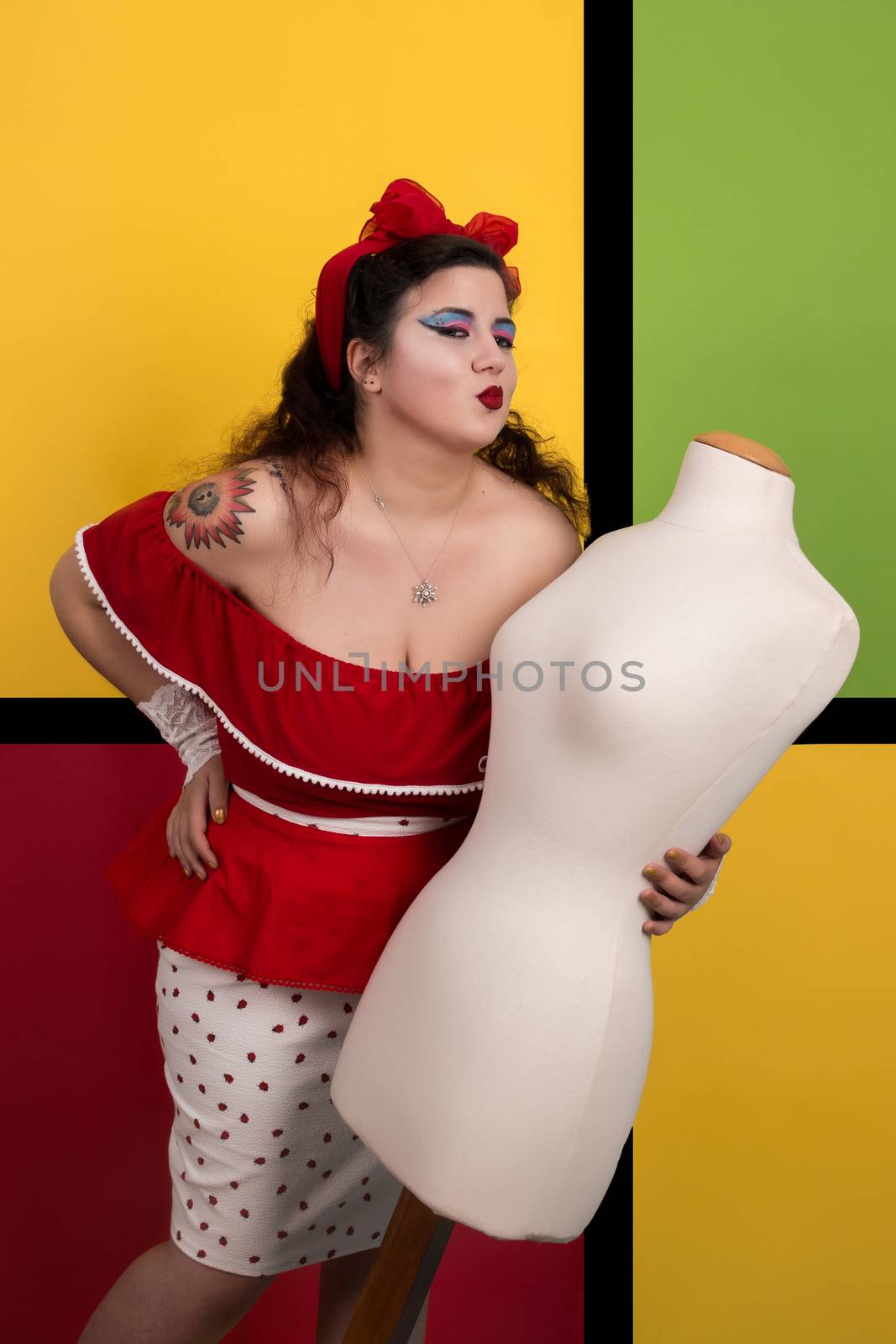 Pinup girl in pop art backdrop by membio