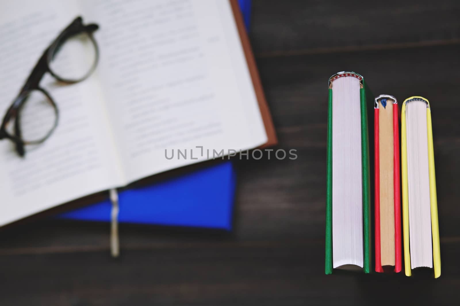 Stationary office Background Table made wood. by boytaro1428@gmail.com