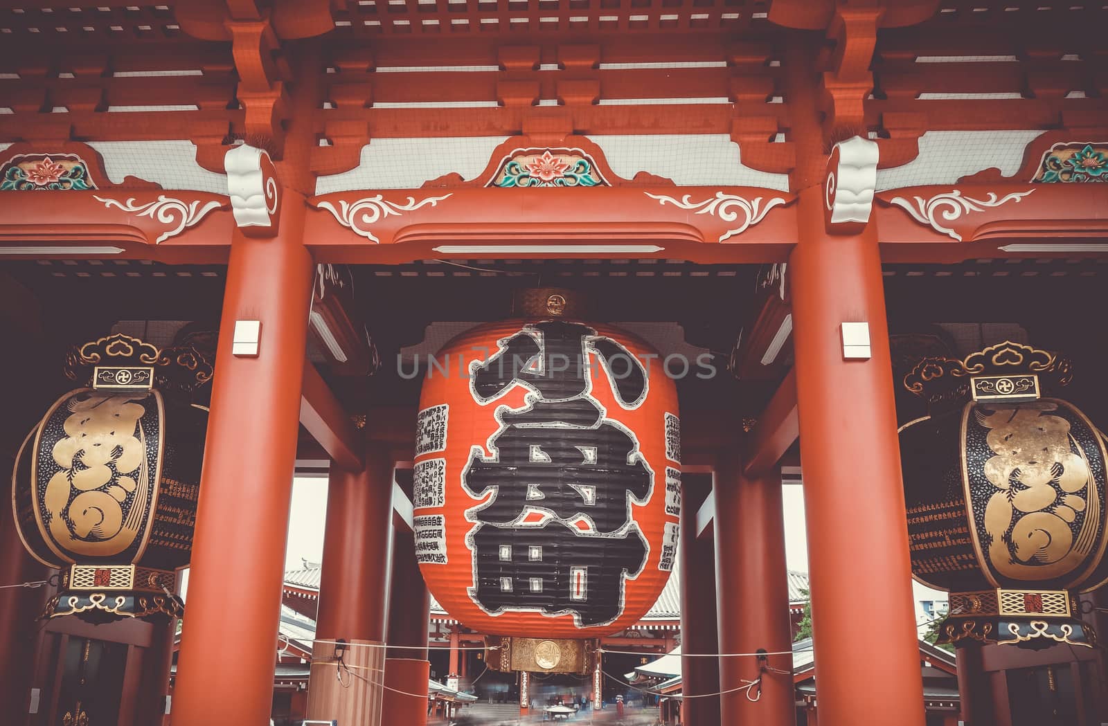 Lantern in Kaminarimon gate, Senso-ji Kannon temple, Tokyo, Japan