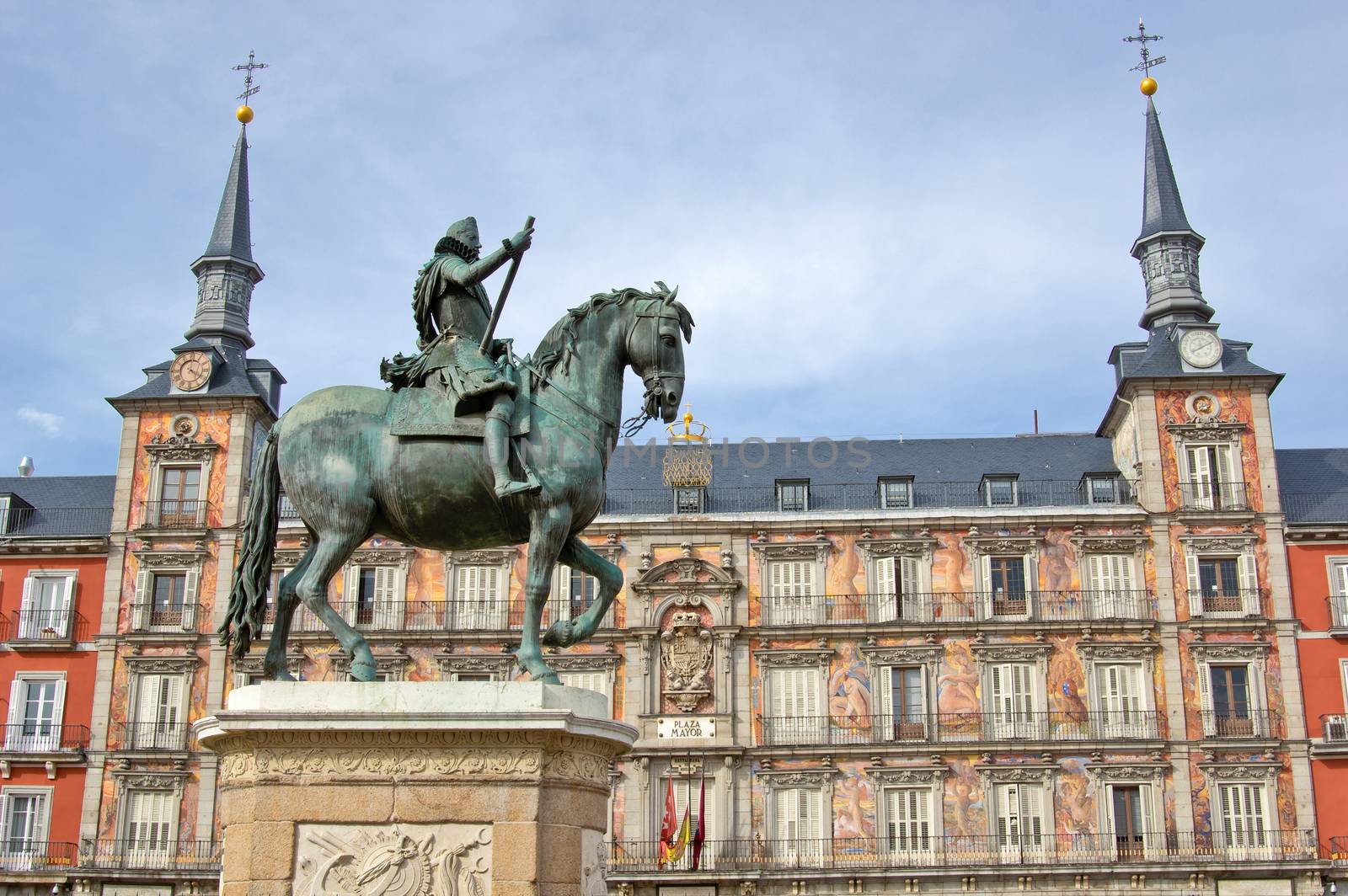 Monument of Philip III on Plaza Mayor by eans