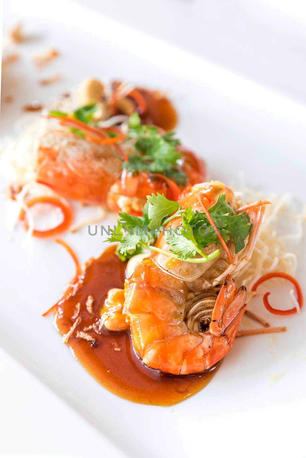 Fried tiger prawn grilled shrimp with tamarind sauce, gourmet Thai cuisine.