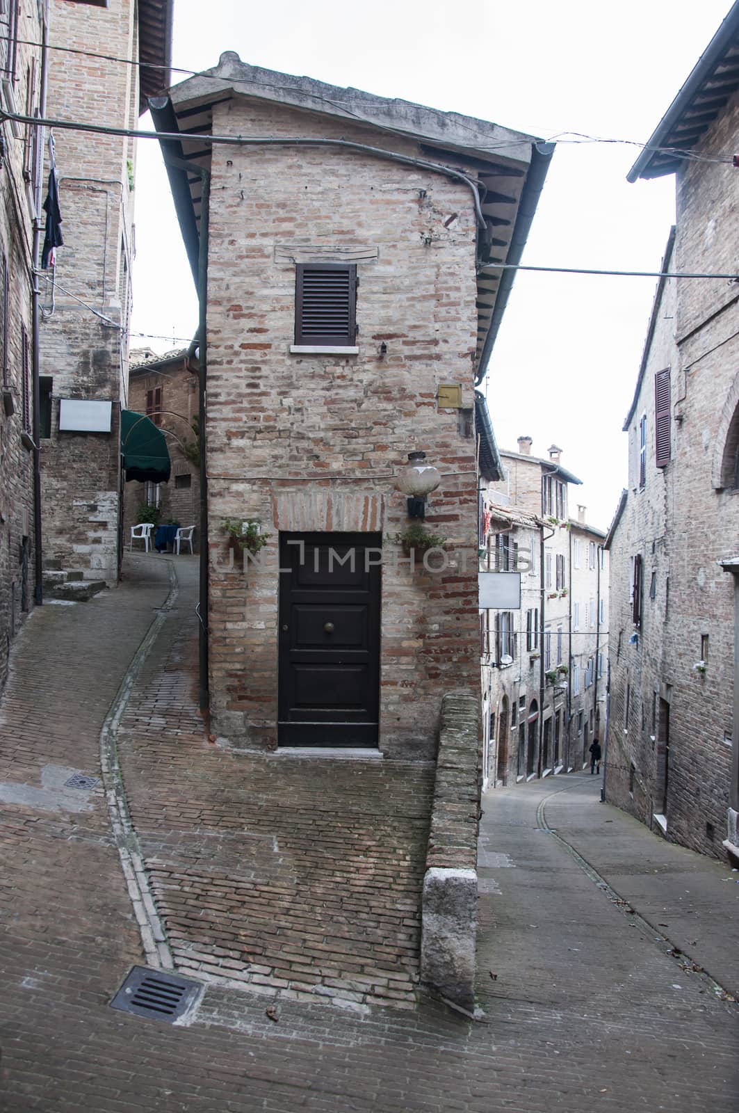 A small street in Urbino by edella