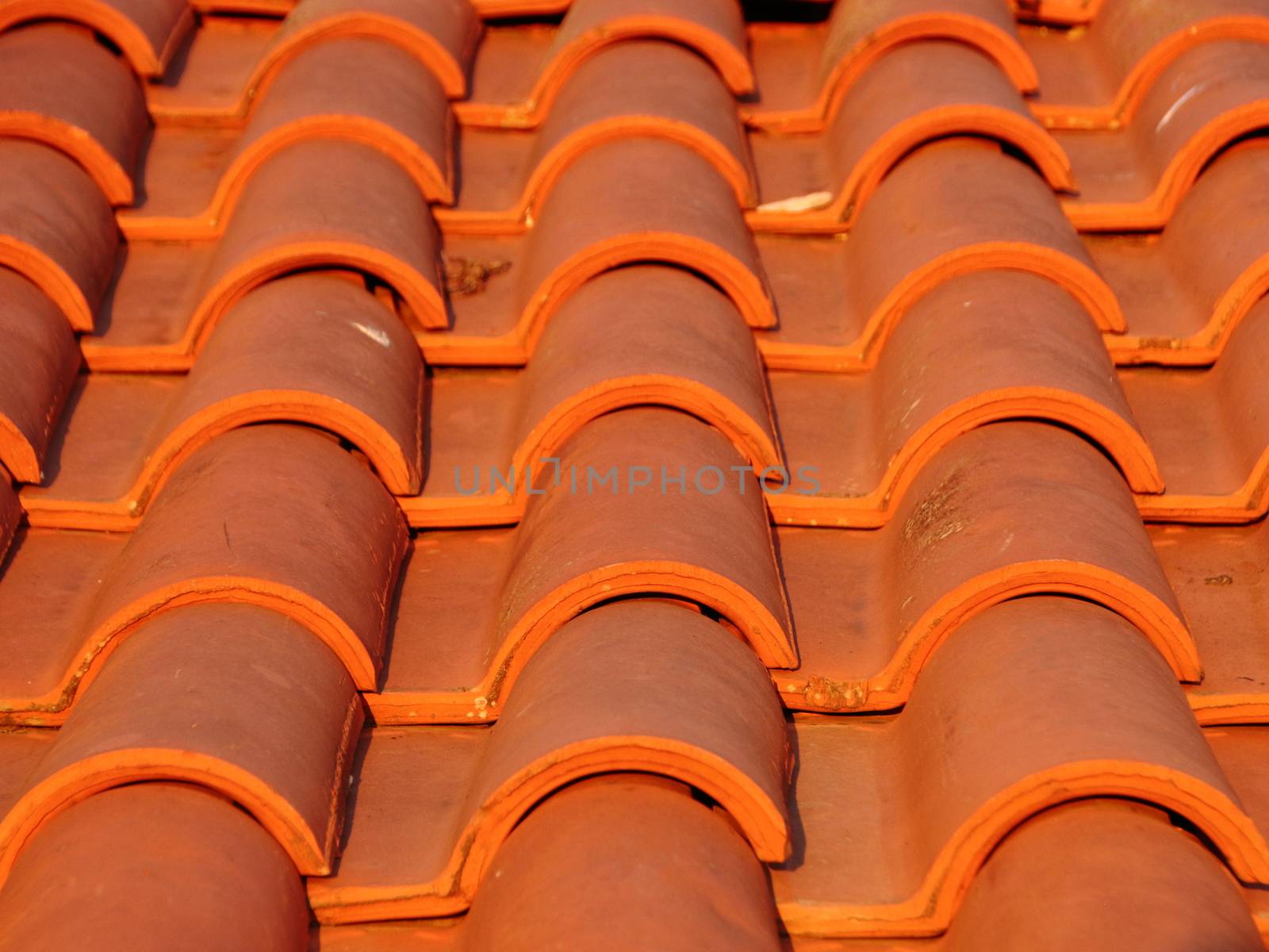 New Shingle Tile Brick Roof in Red Colors