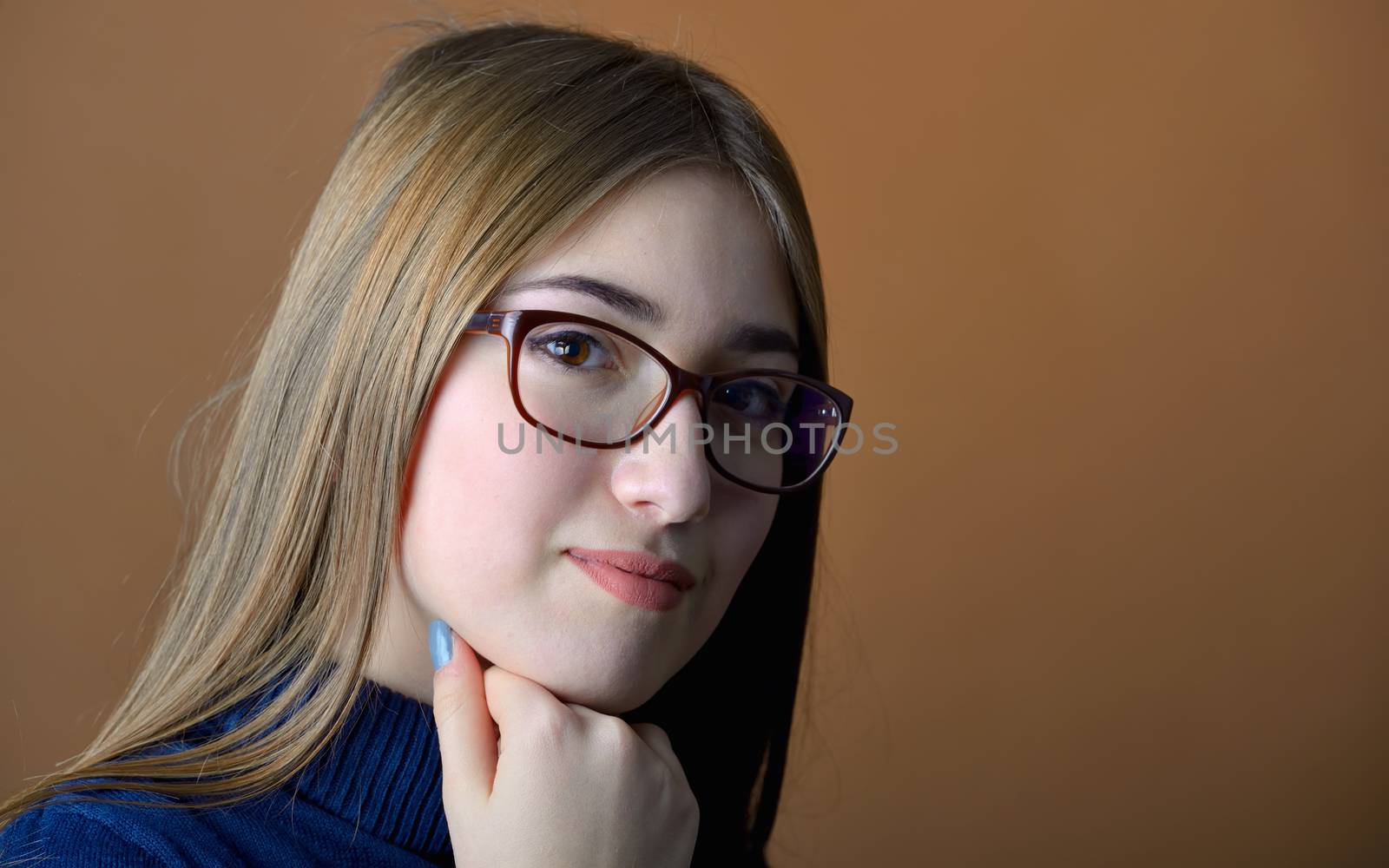Teen girl portrait shoot in studio