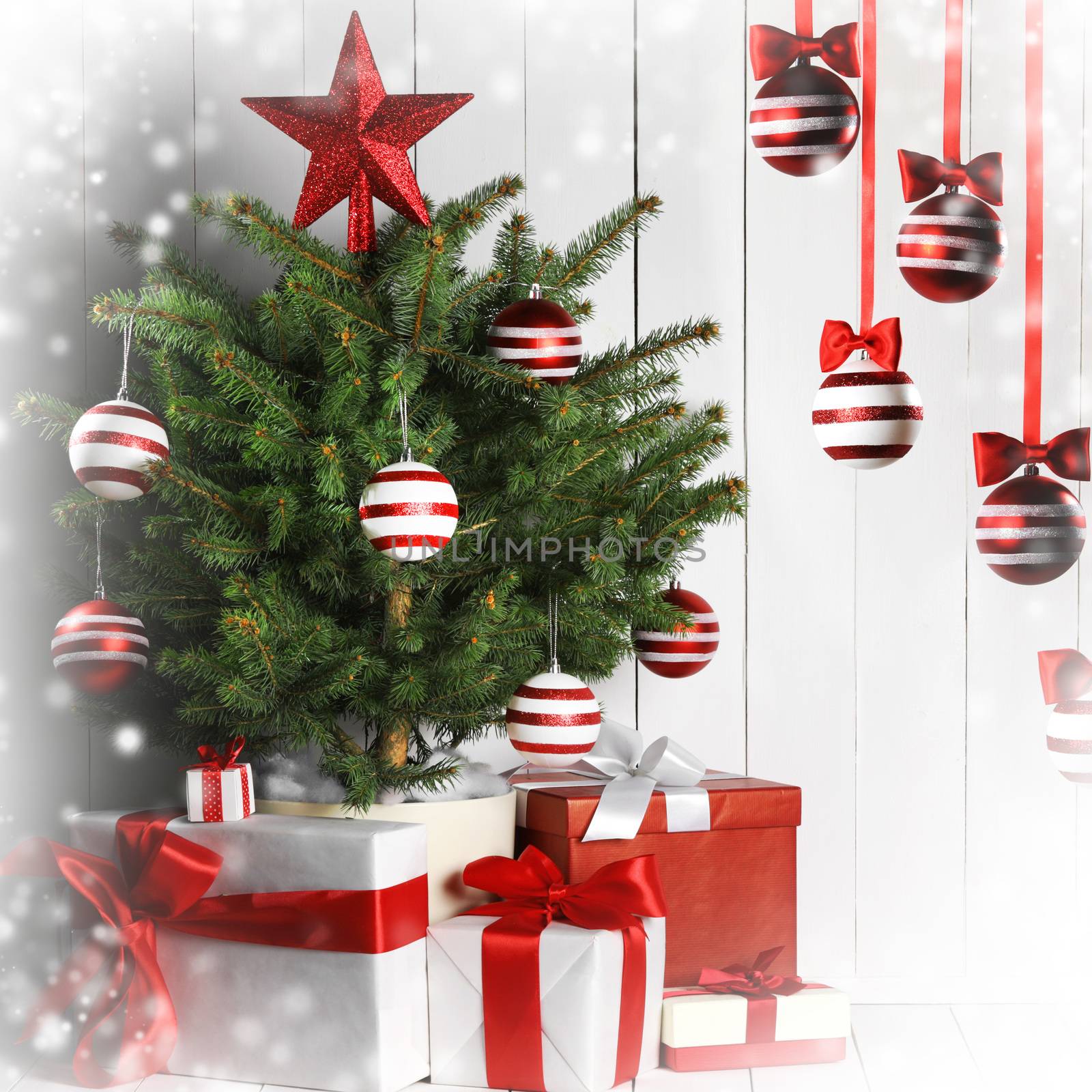 Merry christmas card with decorated christmas tree and gifts