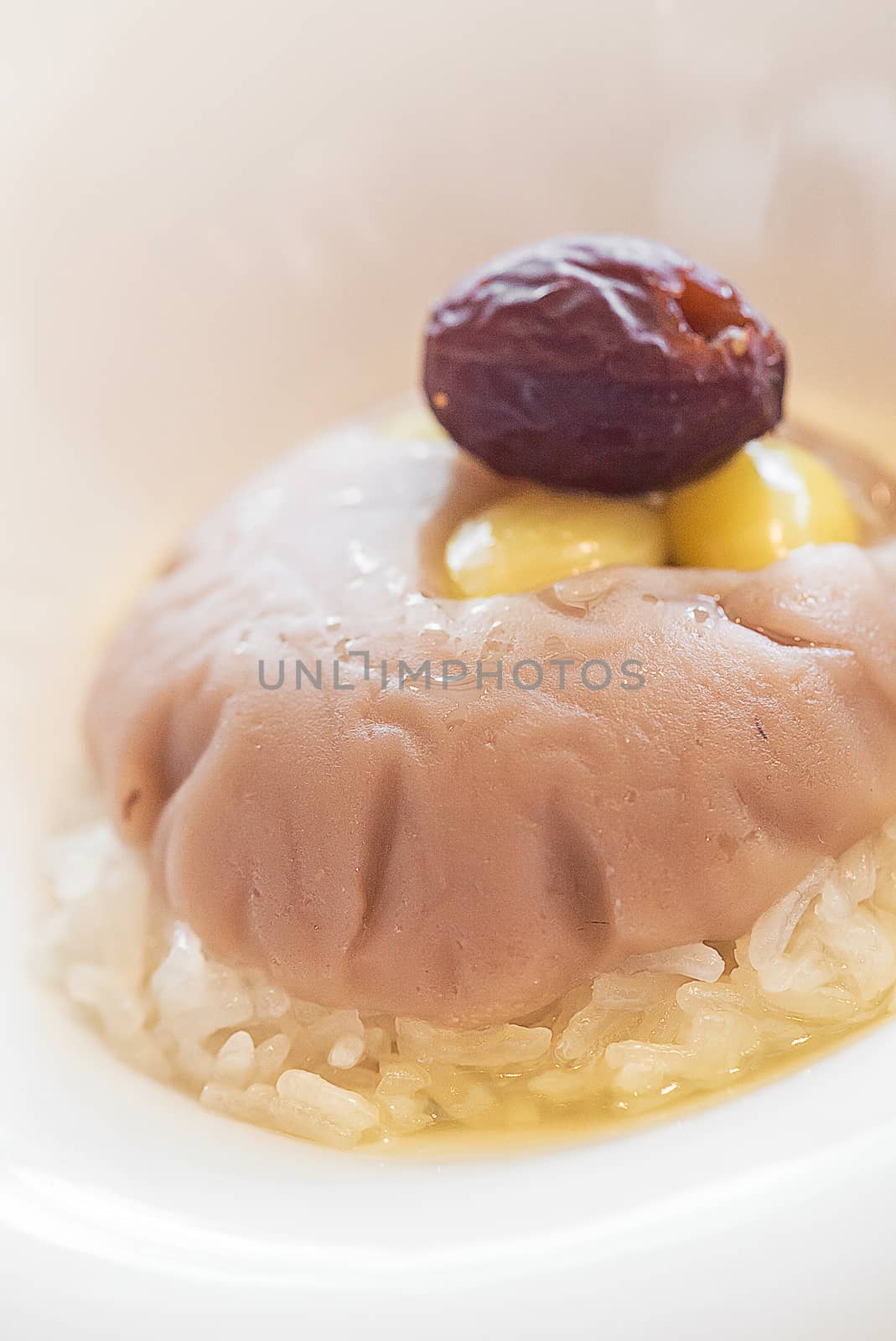 Chinese dessert, Chinese hot sticky rice and taro with ginkgo in sweet syrup