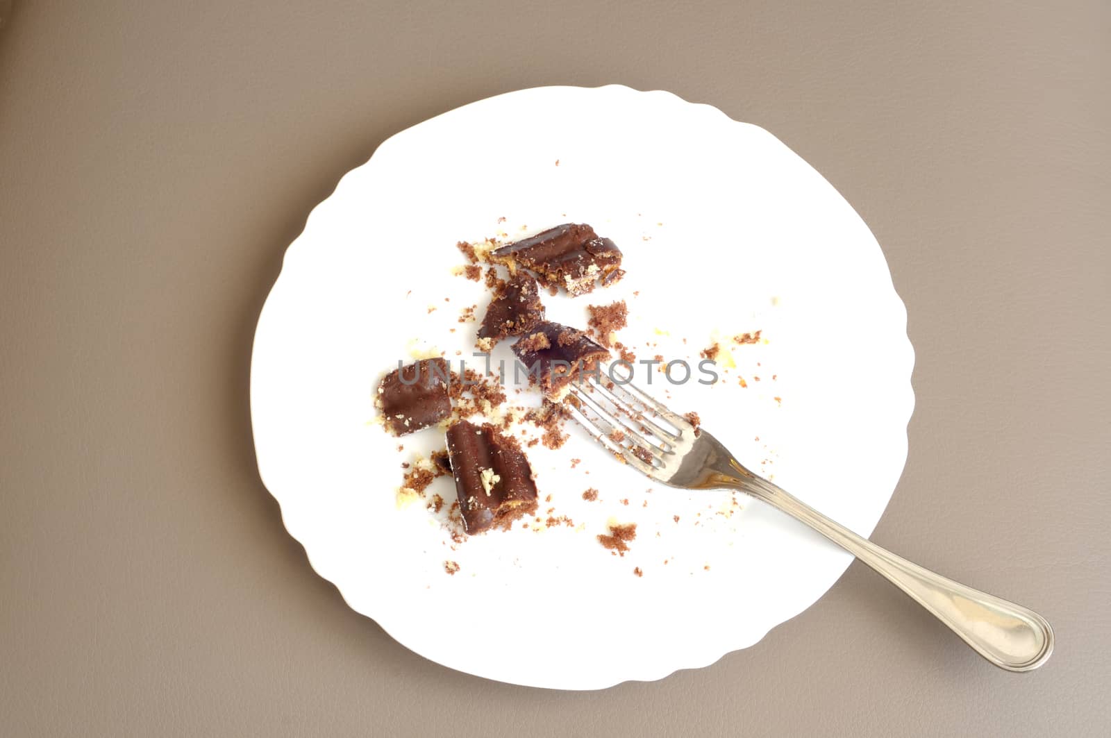 top view of leftover chocolate cake