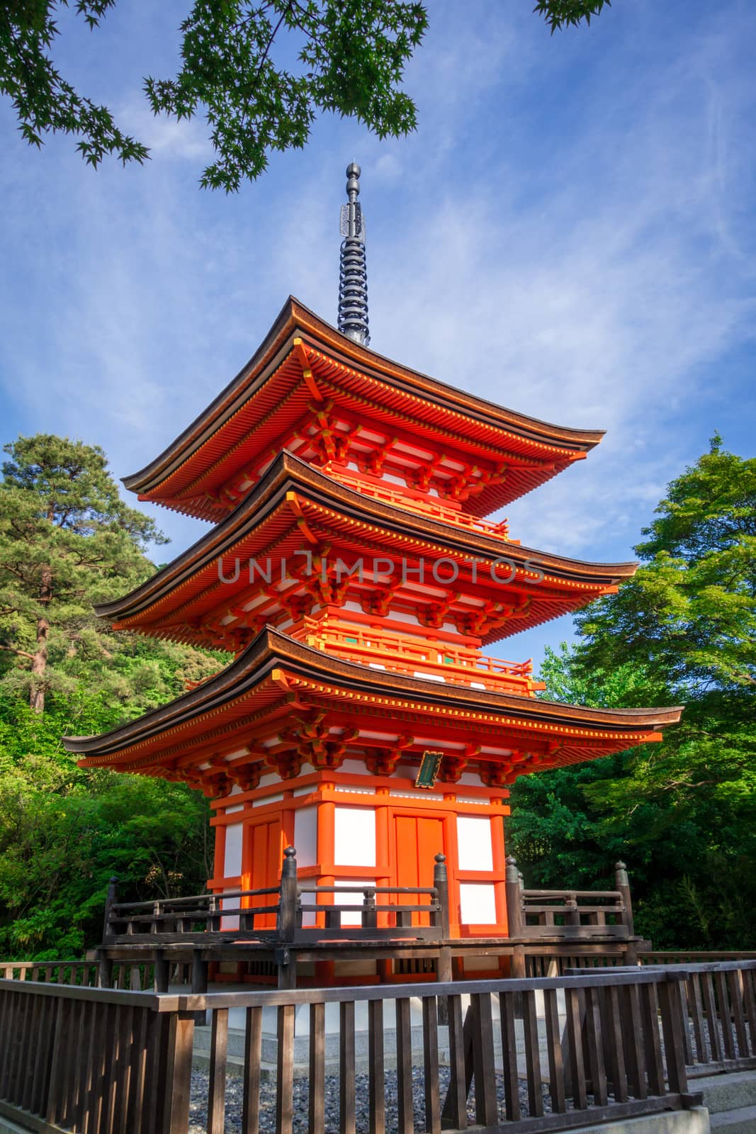 Pagoda at the kiyomizu-dera temple, Gion, Kyoto, Japan