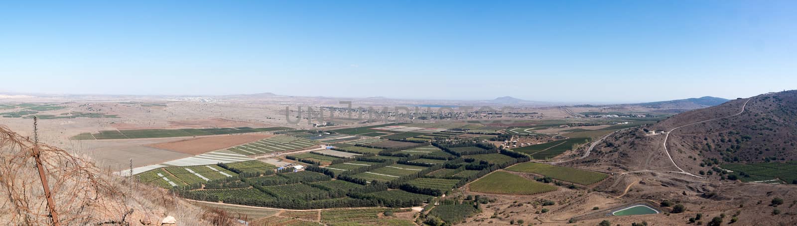 Israel and Syria panorama from Golan Heights by javax