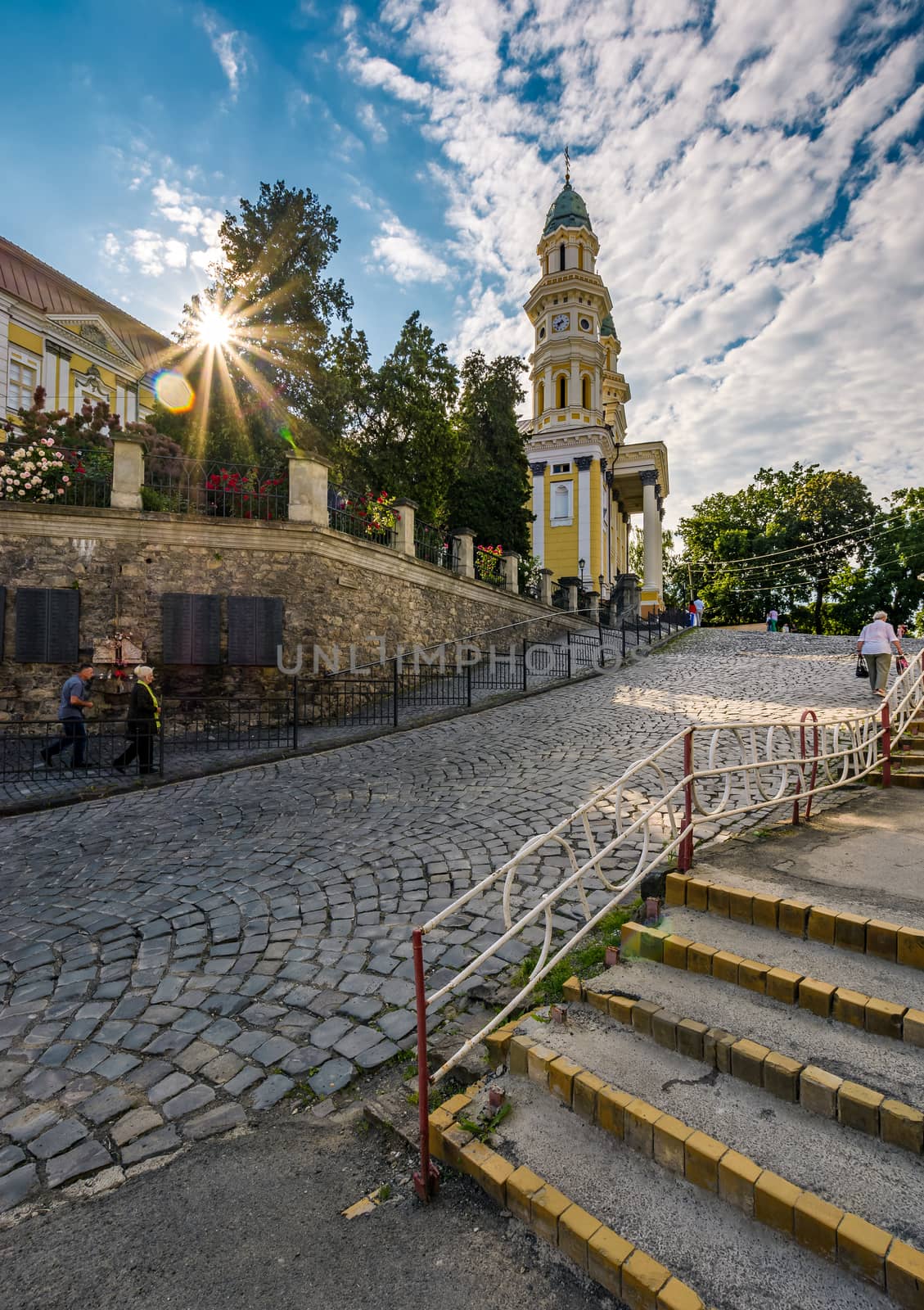  people go uphill to the Greco Catholic cathedral  by Pellinni