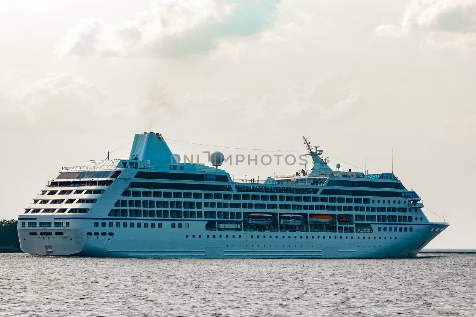 Luxury cruise liner in travel by sengnsp