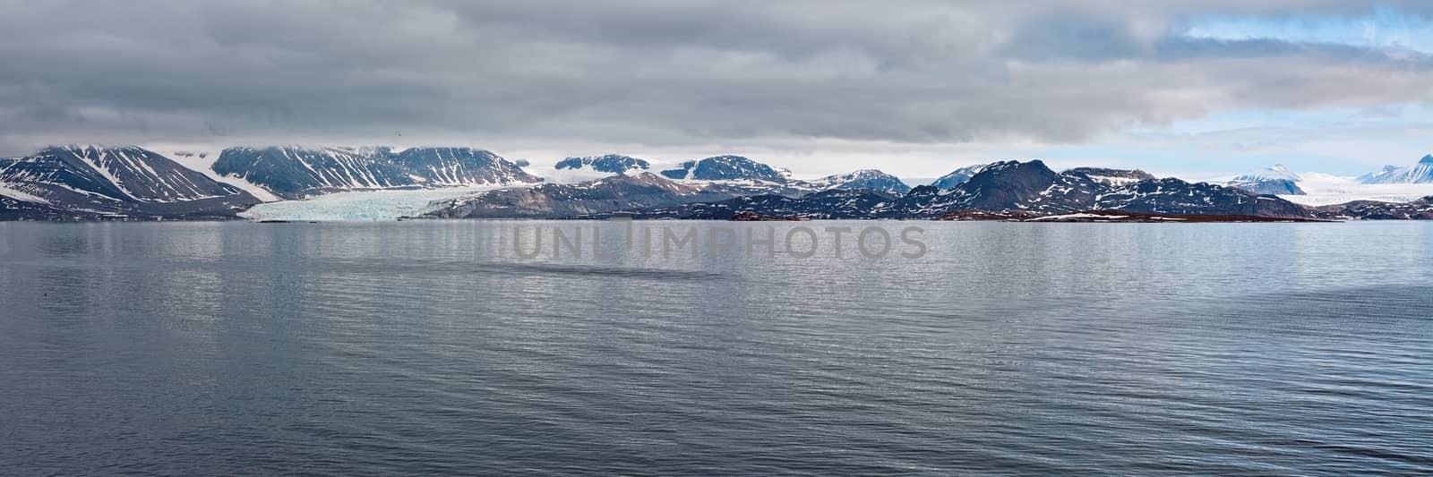 Mountain range and glacier in Svalbard islands by LuigiMorbidelli