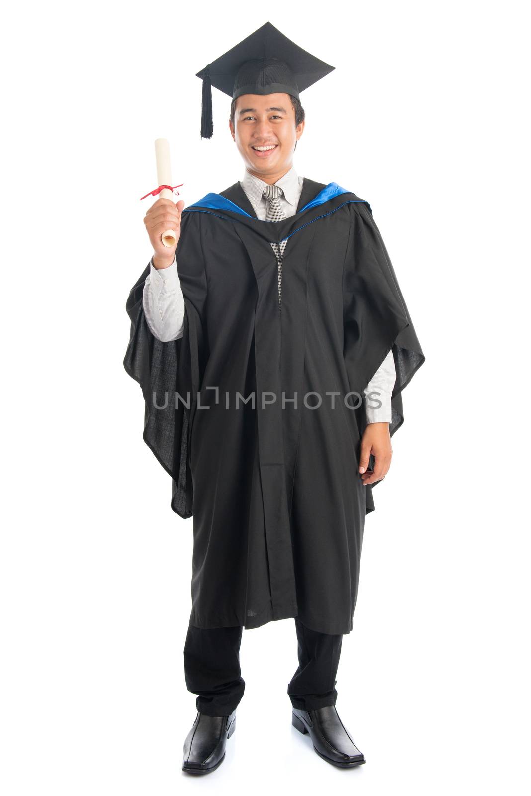 Full length university student graduation portrait by szefei