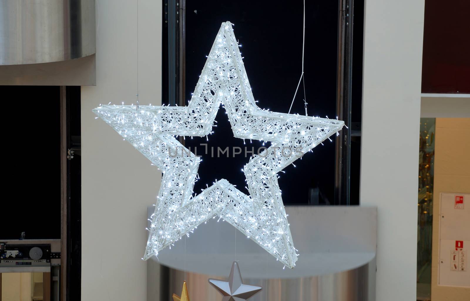 Suspended garland in the form of a star by Vadimdem