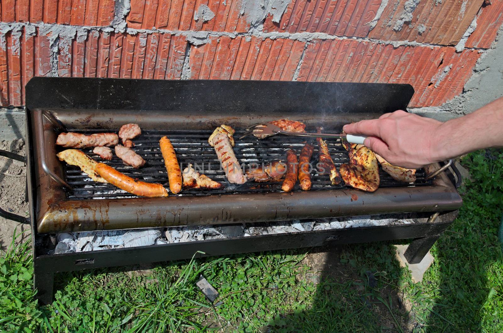 Family Sunday barbecue by sheriffkule