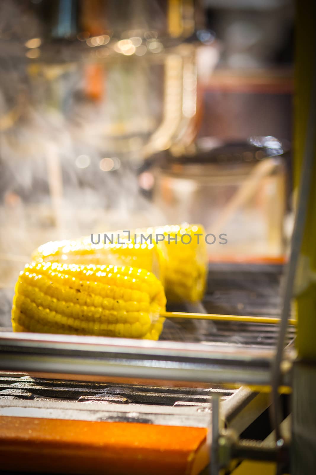 organic grilled corn on the stove by rakoptonLPN