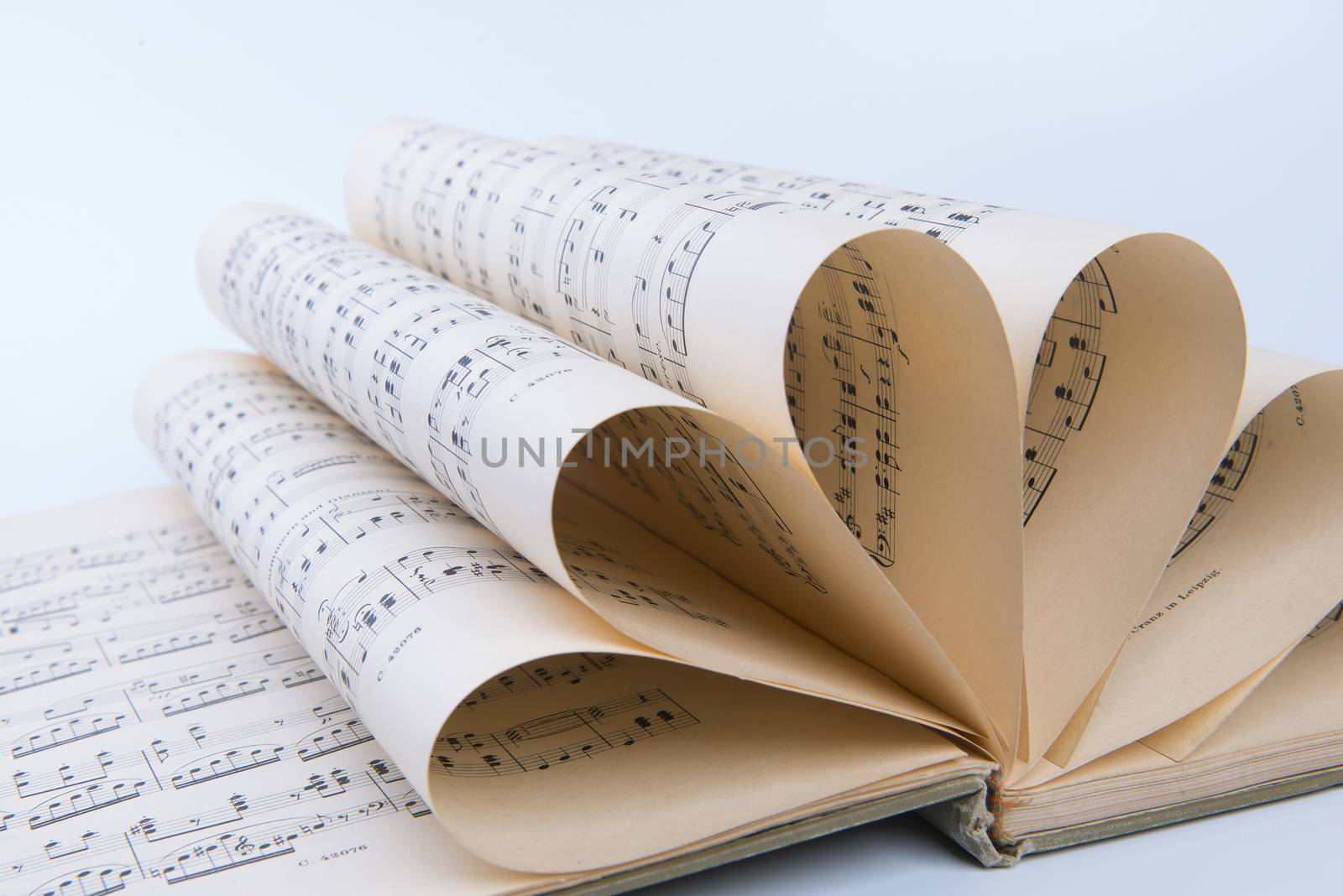 pages of the musical score