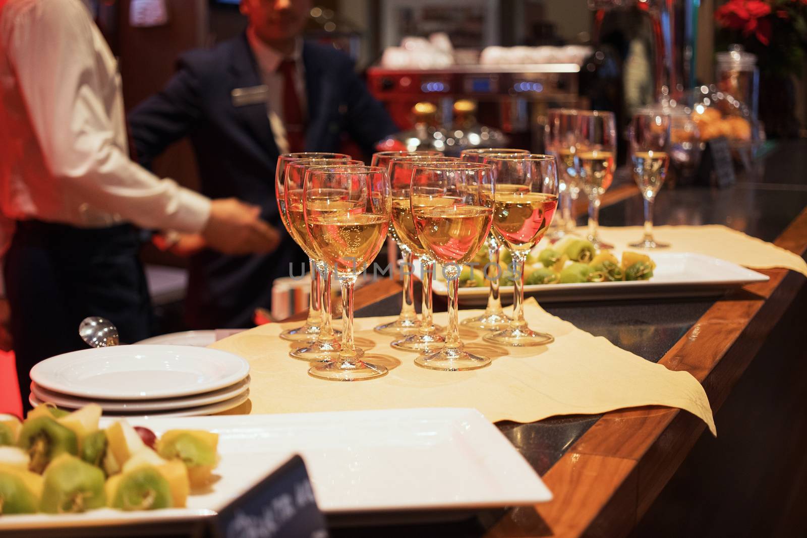 Bar counter with glasses and plates by 3KStudio