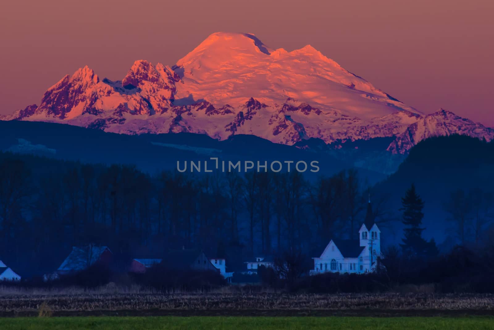 Sunset on Skagit Valley by cestes001