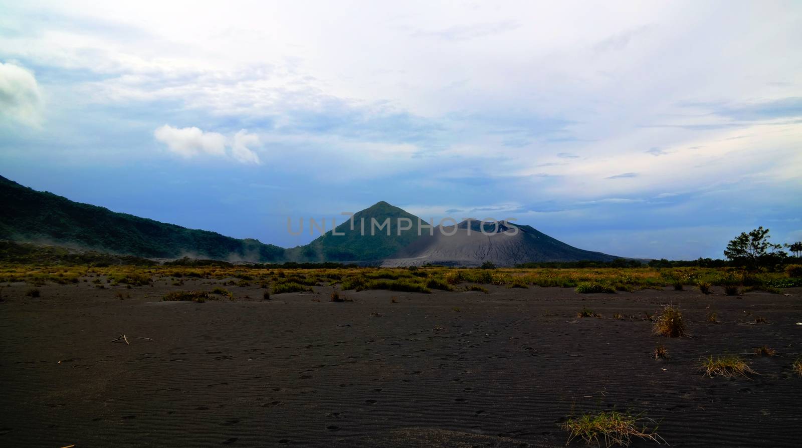 Eruption of Tavurvur volcano, Rabaul, New Britain island, Papua New Guinea by homocosmicos